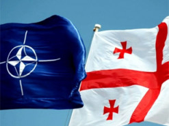 В НАТО занепокоєні підтриманим парламентом Грузії законопроєктом про "іноагентів"